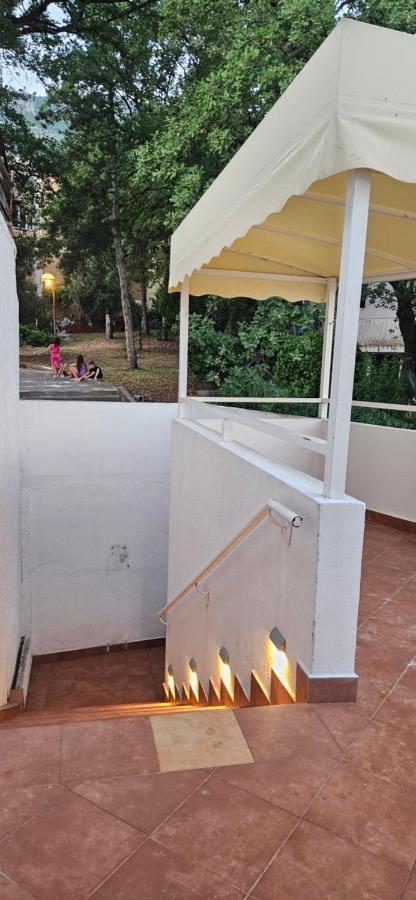 Sea View Apartment Aria Petrovac na moru Exterior foto